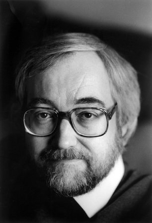 Robert Goddard, author portrait