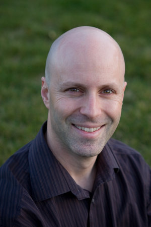Daniel Simons, author portrait