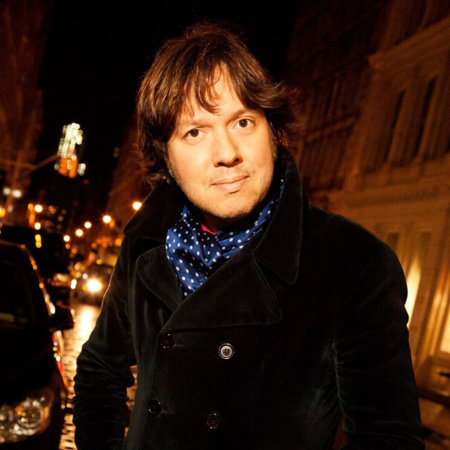 Dave Hill, author portrait