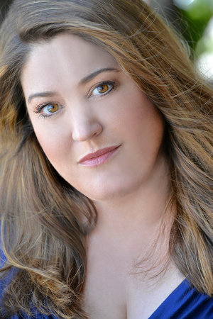 Amy Rubinate, author portrait