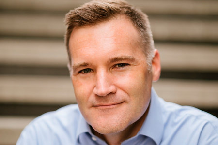 Steve Dalton, author portrait