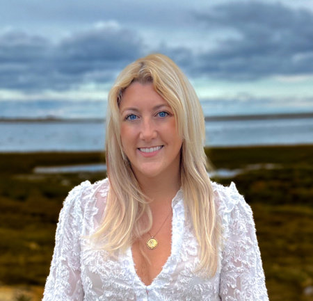 Julie Johnson, author portrait