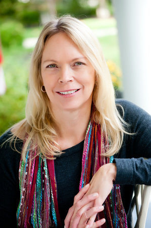 Kristen Iversen, author portrait