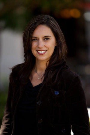 Veronica Rossi, author portrait