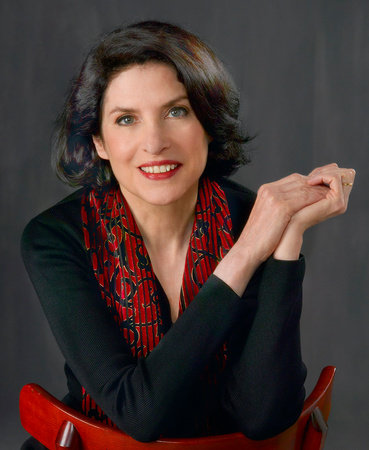 Lauren Belfer, author portrait