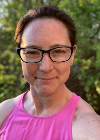 Nicole Wong, author portrait