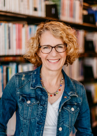 Meredith Davis, author portrait