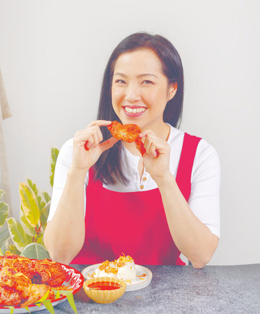 Pailin Chongchitnant, author portrait