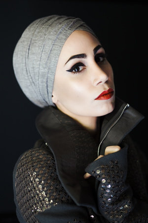 Tahereh Mafi, author portrait