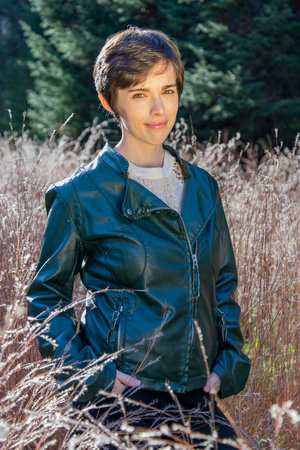 Callie Bates, author portrait