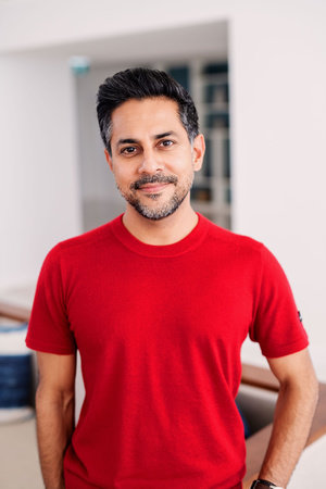 Vishen Lakhiani, author portrait