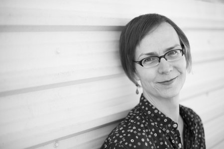 Zoey Leigh Peterson, author portrait