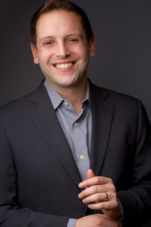 Zach Schonbrun, author portrait