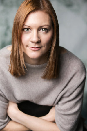 Lexie Elliott, author portrait
