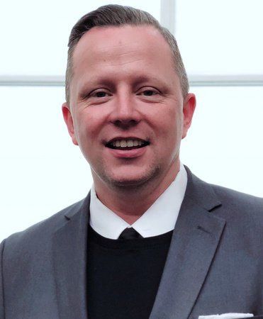 Jon Tyson, author portrait
