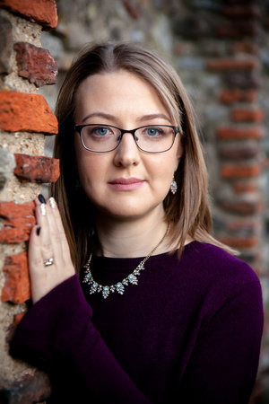 Laura Purcell, author portrait