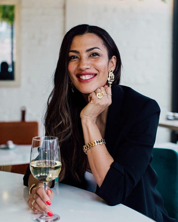 Diala Canelo, author portrait