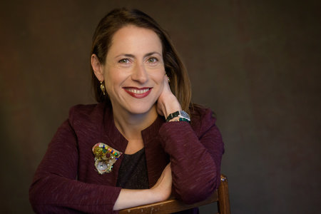 Elena L. Botelho, author portrait