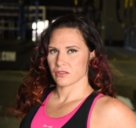 Cat Zingano, author portrait