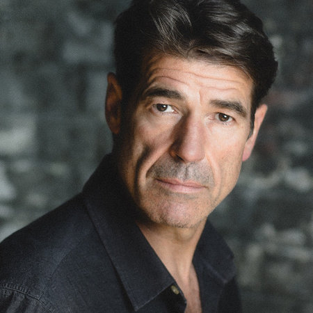 Steven Hartley, author portrait