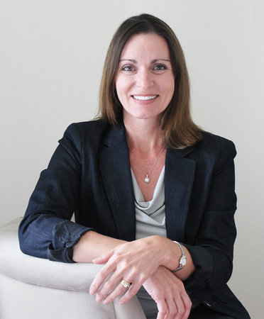 Sharon Kaselonis, author portrait