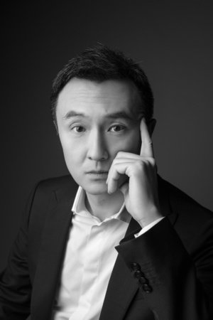 Tien Tzuo, author portrait