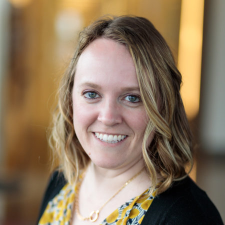 Natalie Lund, author portrait