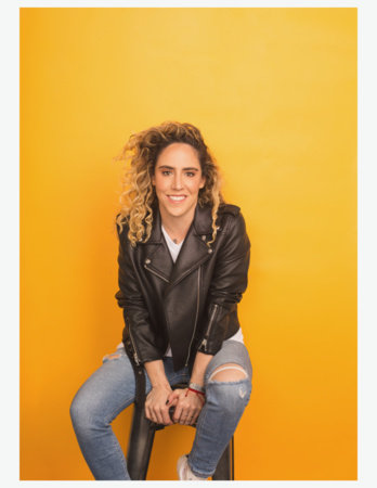 Amalia Andrade, author portrait