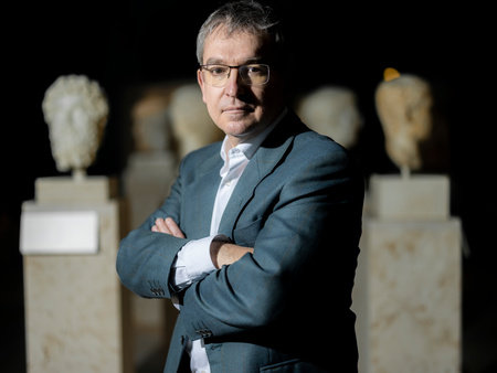 Santiago Posteguillo, author portrait
