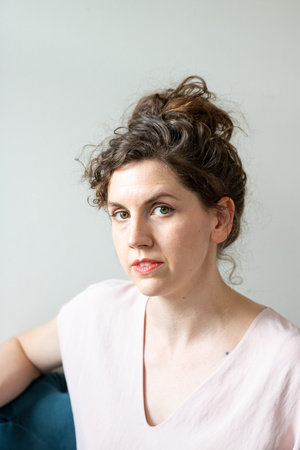 Hannah Kirshner, author portrait