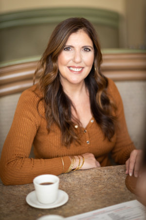 Anna Cabeca, DO, OBGYN, FACOG, author portrait