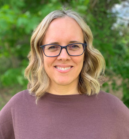 Becky Scharnhorst, author portrait