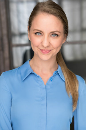 Candice Moll, author portrait
