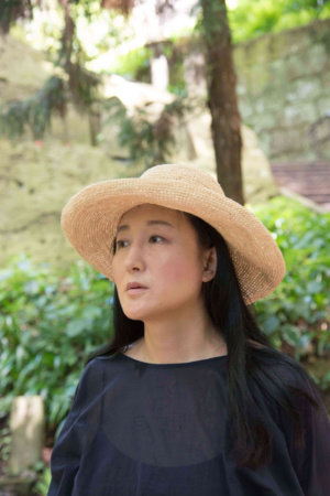 Yu Miri, author portrait