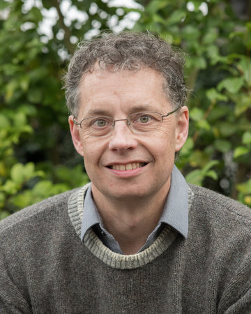 Carl T. Bergstrom, author portrait