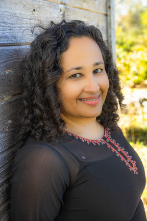 Rajani LaRocca, author portrait