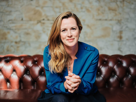 Sophie Cousens, author portrait