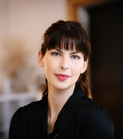 Kayla Harren, author portrait