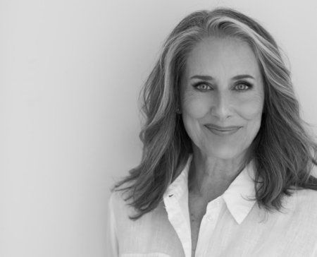Vicki Grant, author portrait