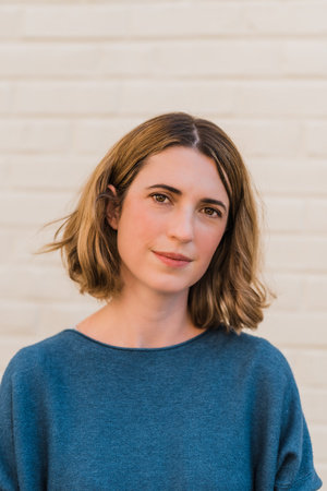 Allison Buccola, author portrait