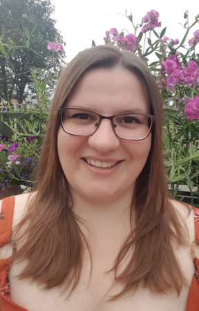 Claire Heywood, author portrait