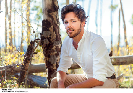 Xander Miller, author portrait