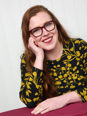 Jayne Cowie, author portrait