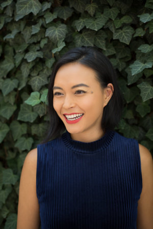 Anna Qu, author portrait