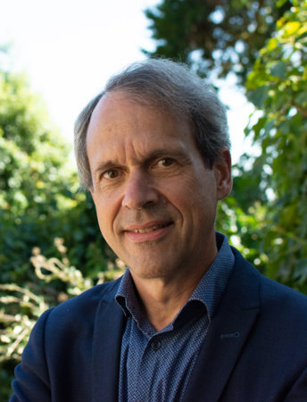 David Damrosch, author portrait