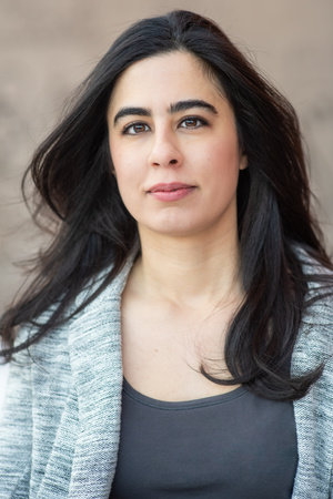 Roxanne Khamsi, author portrait