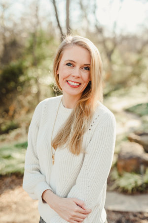 Tamara Sanderson, author portrait