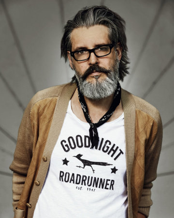 Roz Weston, author portrait