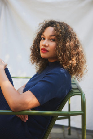 Eirinie Carson, author portrait