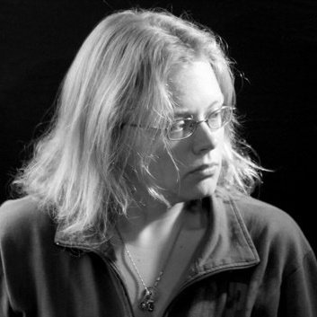 Seanan McGuire, author portrait